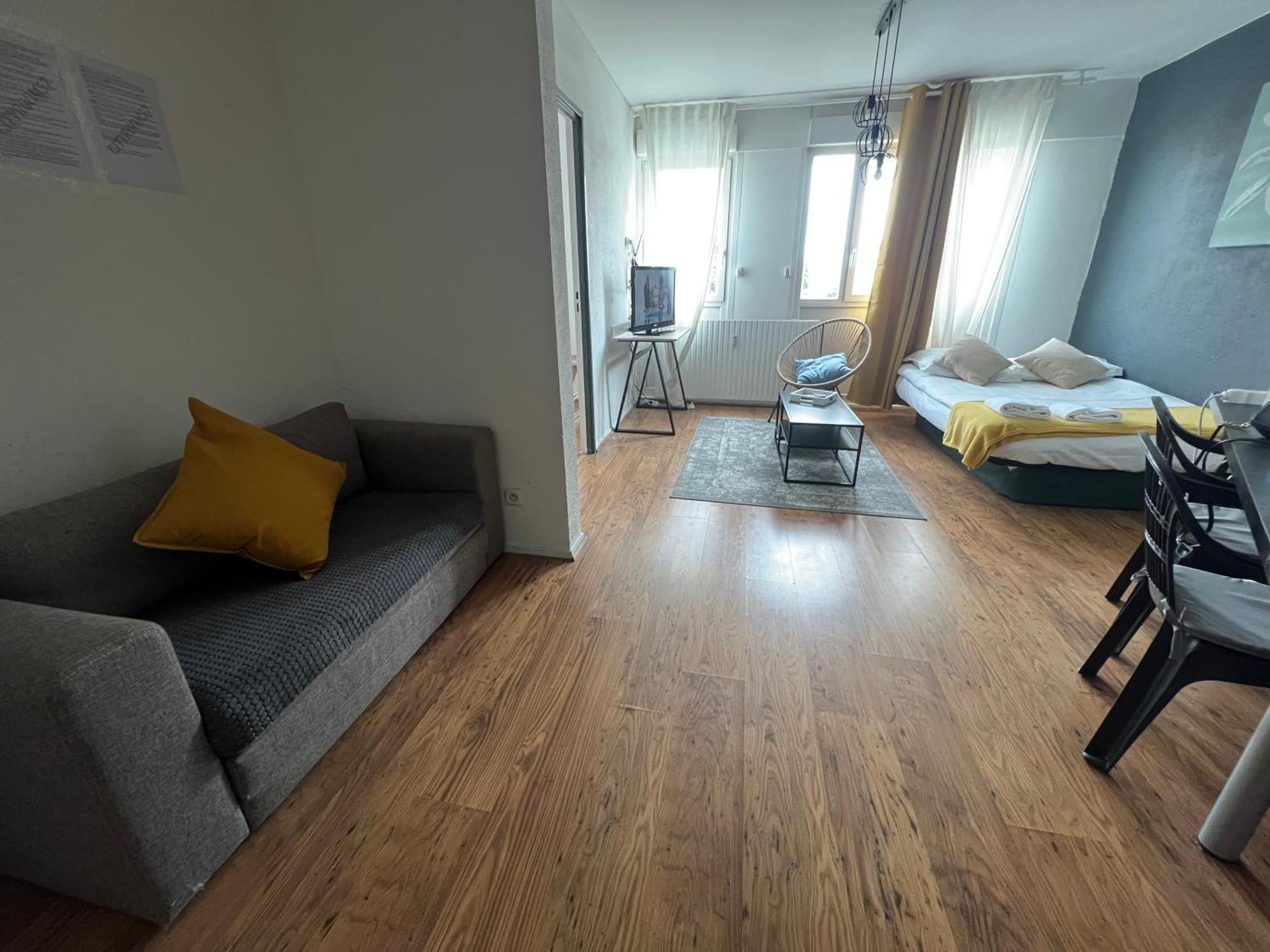 Mon Palmier Grand Appartement Parking Un-Sejour-A-Part Metz Eksteriør bilde